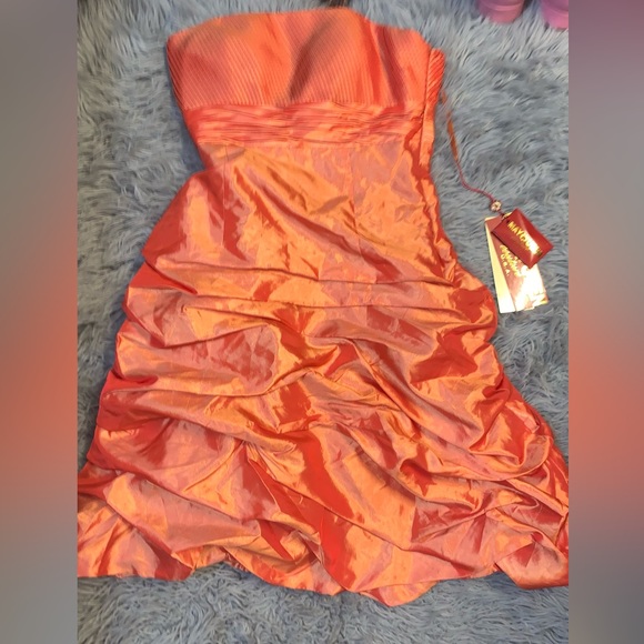 May Queen orange strapless formal elegant dress. - Picture 3 of 5